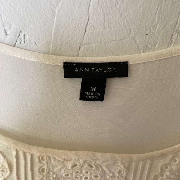 Ann Taylor Blouse - Picture 5 of 8